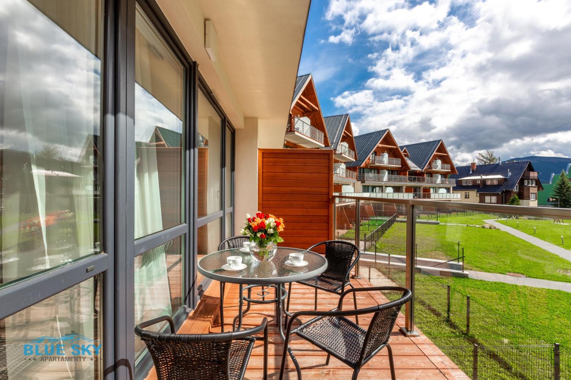 Apartamenty Bluesky - Karkonoska 13, Z Widokiem Na Gory, Blisko Szlakow I Wyciagow, W Zielonej Okolicy Karpacz Habitación foto